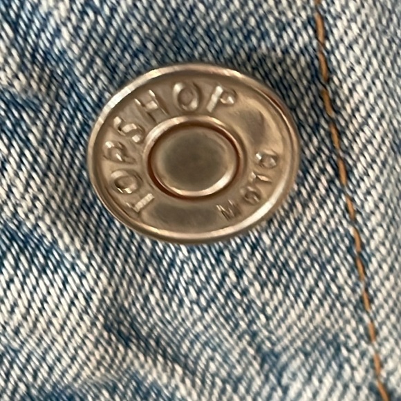 Topshop blue jean denim jacket distressed Light Wash size 10 - Picture 4 of 16